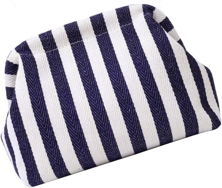 Compact and Stylish Crochet Handbag for Women Knitted Dumpling Clutch Purse Fashionable Makeup Bag Cosmetic Pouches