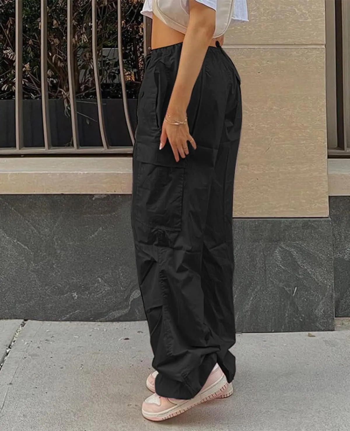 Neyaolk Parachute Pants for Women, Cargo Pants Women Baggy, Y2K Low Waist Wide Leg Baggy Relaxed Jogger Pants