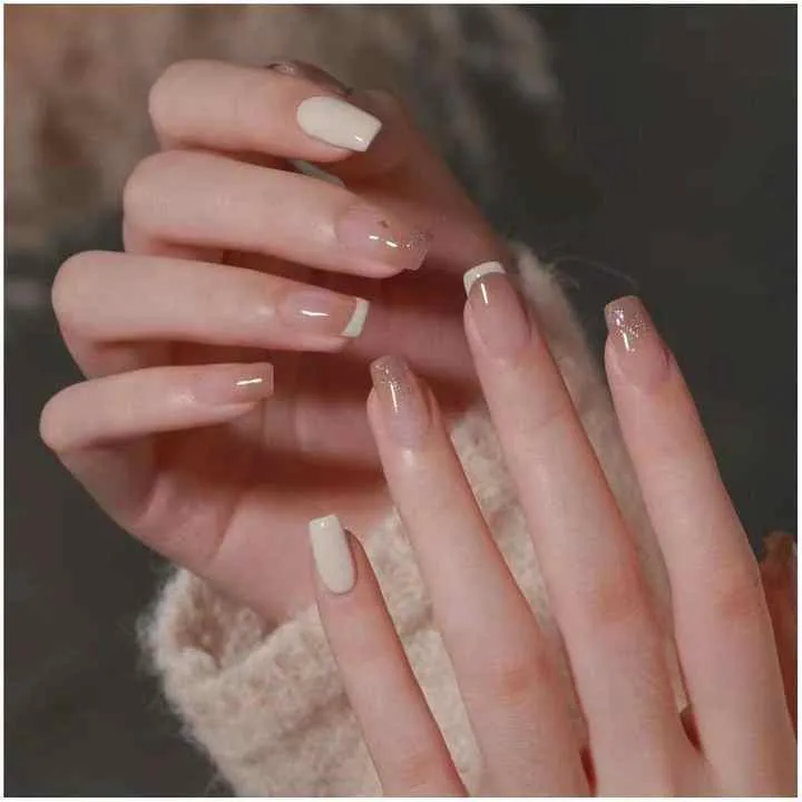 Press on Nails Faux Ongle Court Naturel-أظافر صناعية صناعية