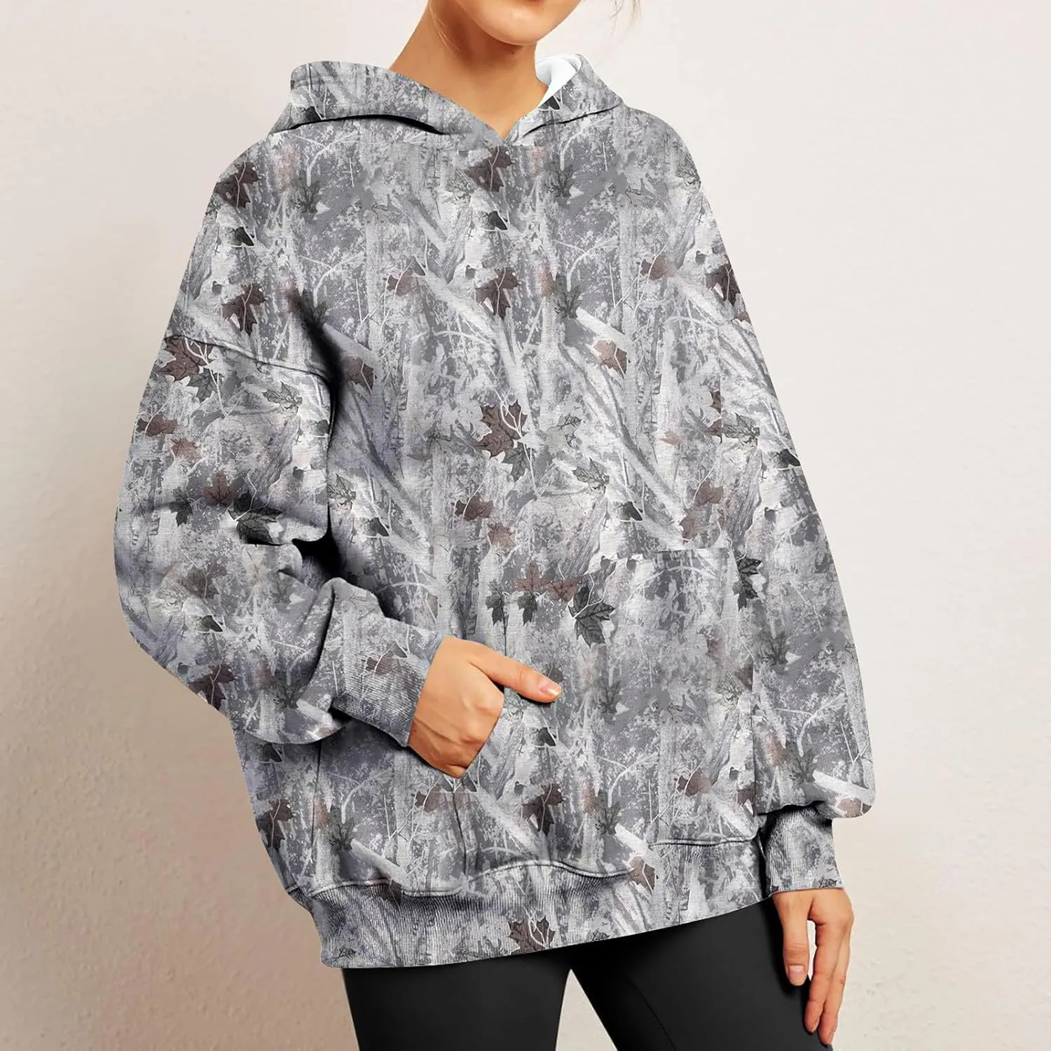 Women Camo Hoodie Maple-Leaf Print Oversized Sweatshirt Y2K Fall Fleece Hooded Sweatshirts With Kangaroo Pocket