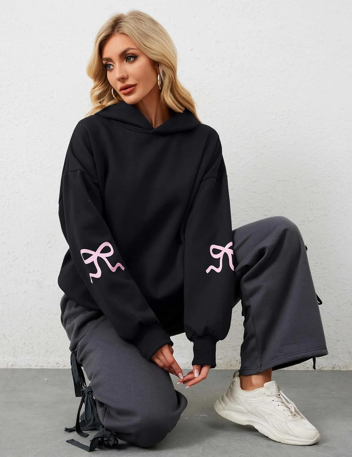 Women Oversized Fleece Bow Trim Print Hoodies Casual Long Sleeve Graphic Hooded Sweatshirt Trendy Fall Pullover Tops