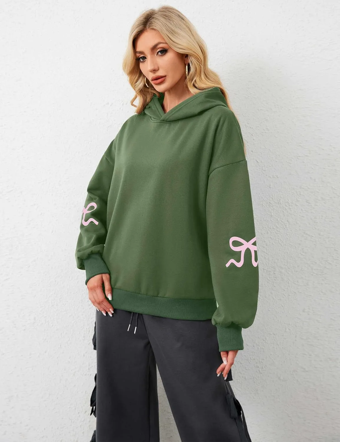 Women Oversized Fleece Bow Trim Print Hoodies Casual Long Sleeve Graphic Hooded Sweatshirt Trendy Fall Pullover Tops