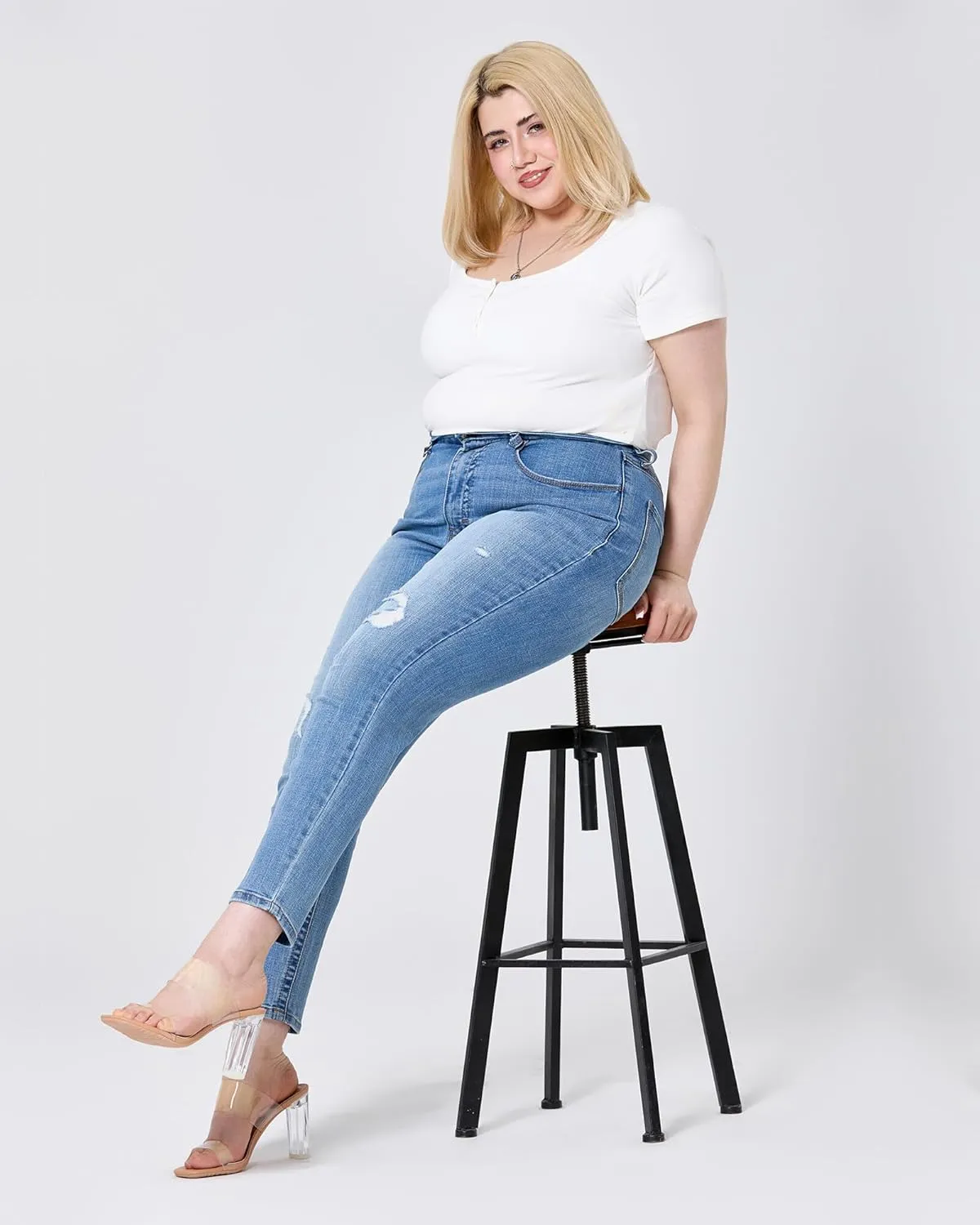 Women's Plus Size Jeans Skinny High Waisted Ripped Stretchy Jean with Pockets Tummy Control Denim Pants Trendy