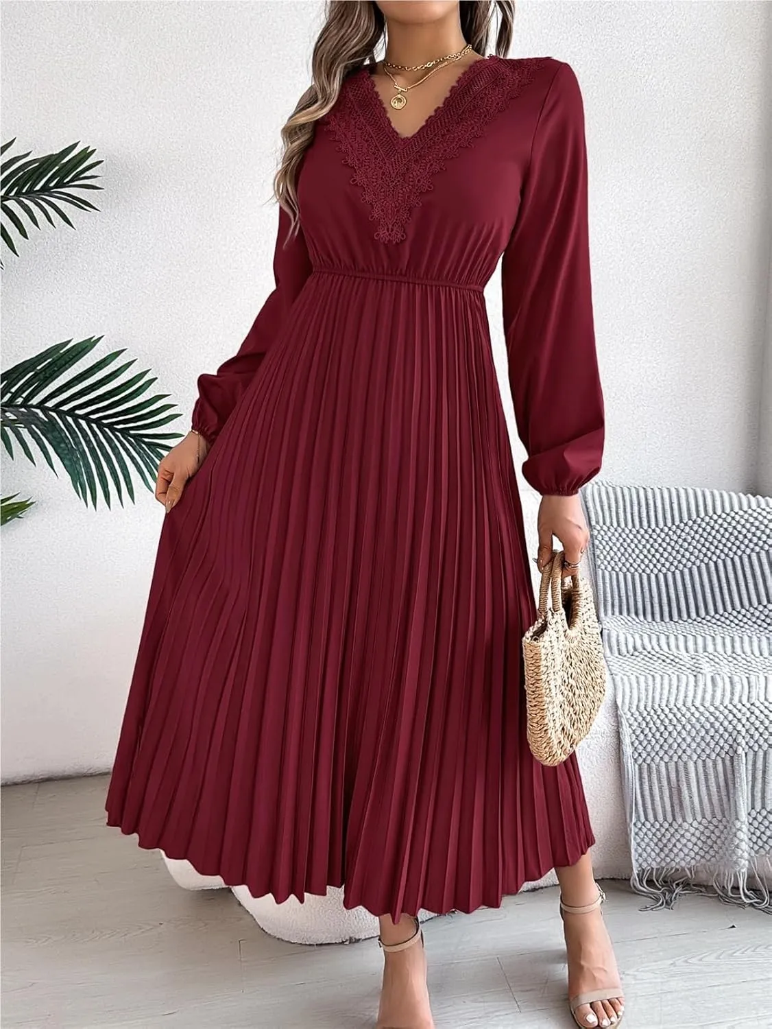 Women's Solid Color Long Sleeve Dress - Bohemian Lace V-Neck Balloon Sleeve Cinched Waist Pleated Maxi Skirt