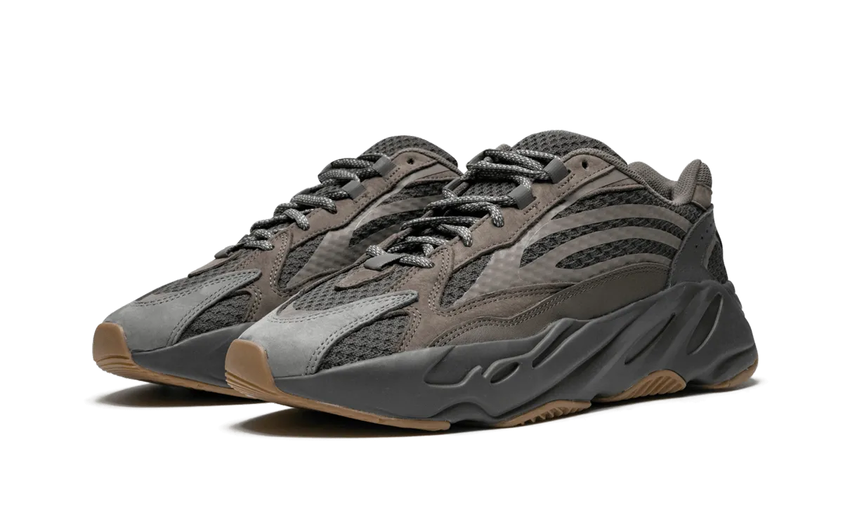 YEEZY 700 V2 GEODE